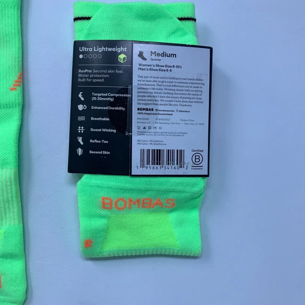 Bombas Unisex Medium Green RunPro Ultra Lightweight Quarter Sport Socks NWT